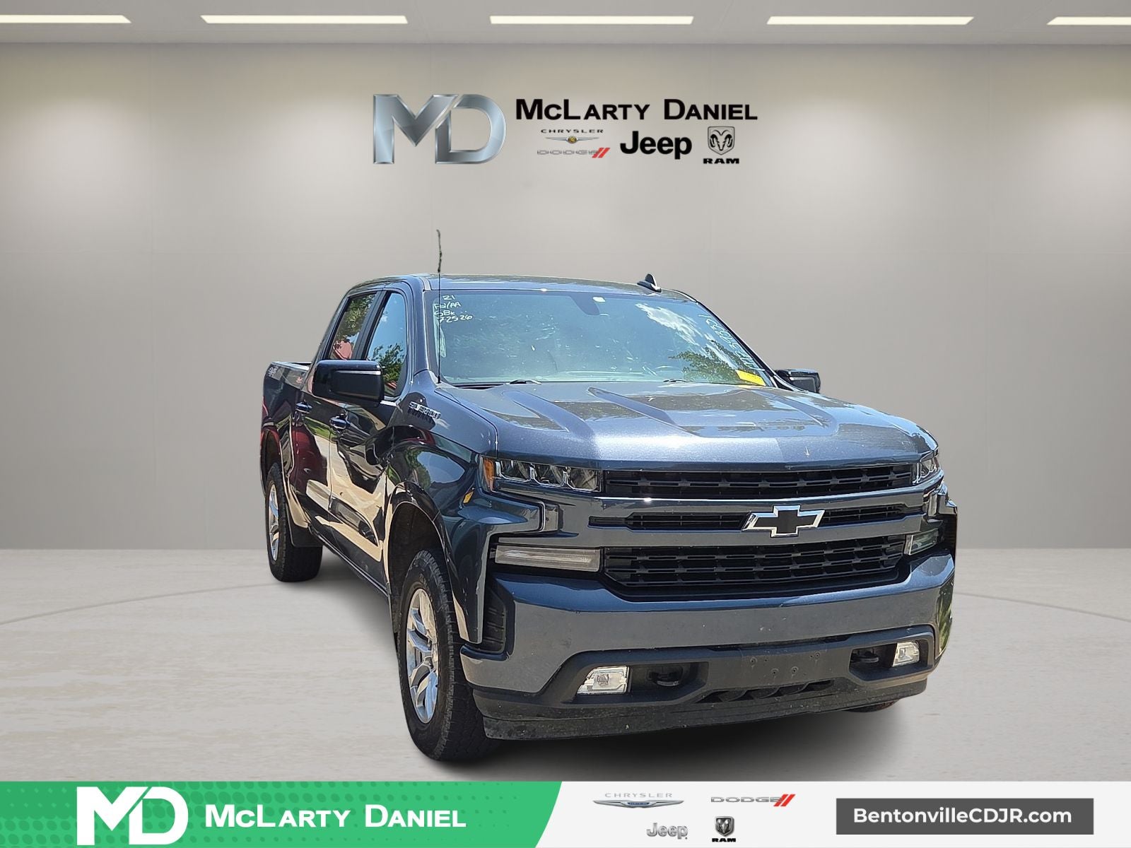 2021 Chevrolet Silverado 1500 4WD Crew Cab Short Bed RST
