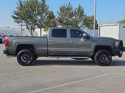 2018 GMC Sierra 2500HD Denali