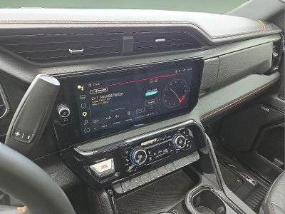 2025 GMC Sierra 2500HD 4WD Crew Cab Standard Bed AT4