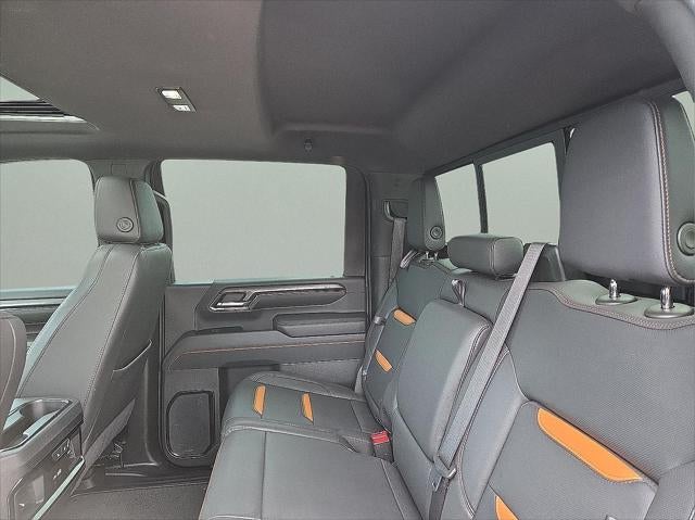2025 GMC Sierra 2500HD 4WD Crew Cab Standard Bed AT4