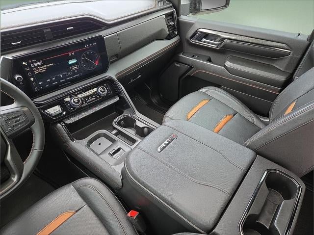 2025 GMC Sierra 2500HD 4WD Crew Cab Standard Bed AT4