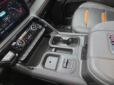 2025 GMC Sierra 2500HD 4WD Crew Cab Standard Bed AT4