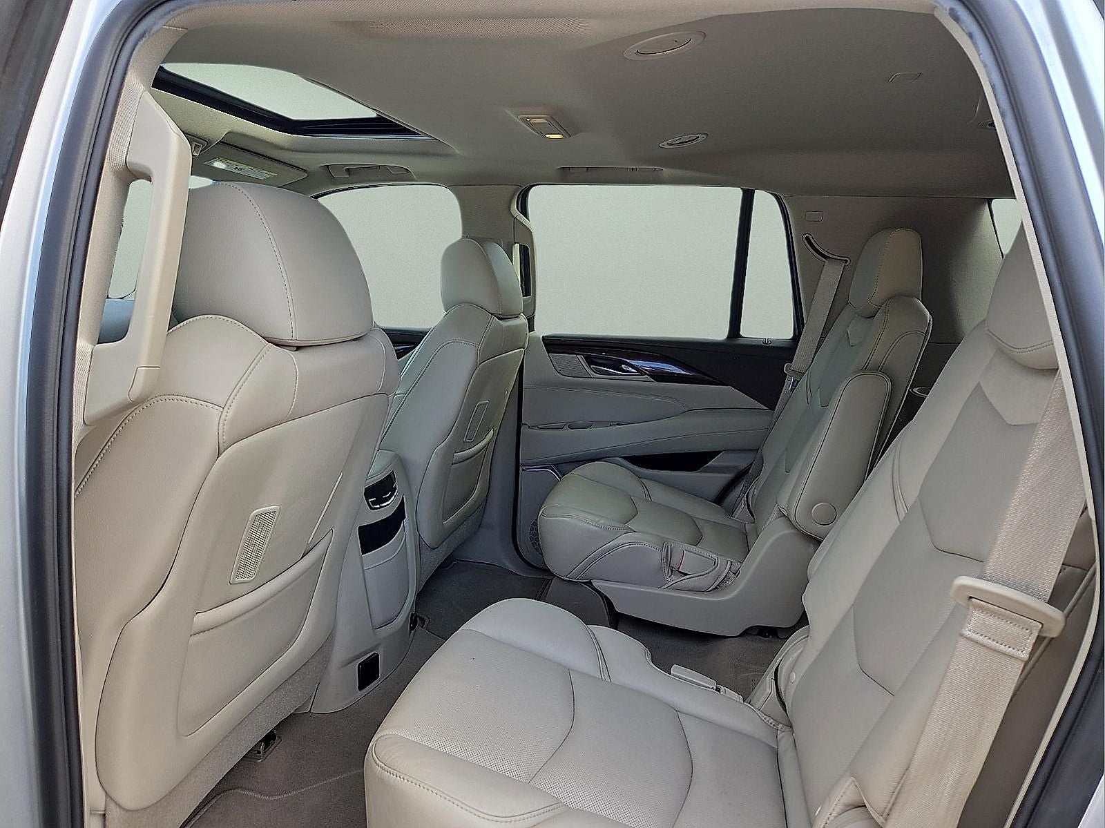 2017 Cadillac Escalade Luxury