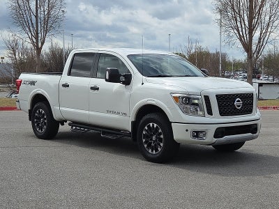 2018 Nissan TITAN PRO-4X