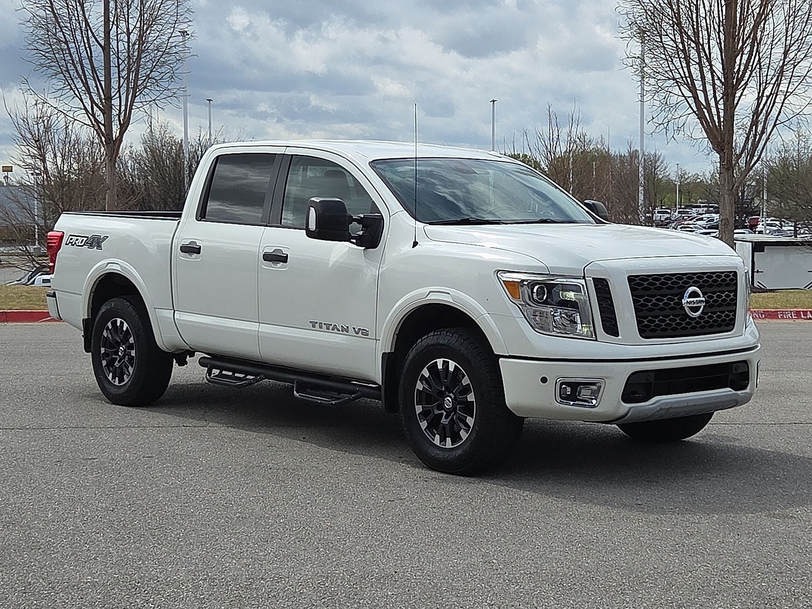 2018 Nissan TITAN PRO-4X