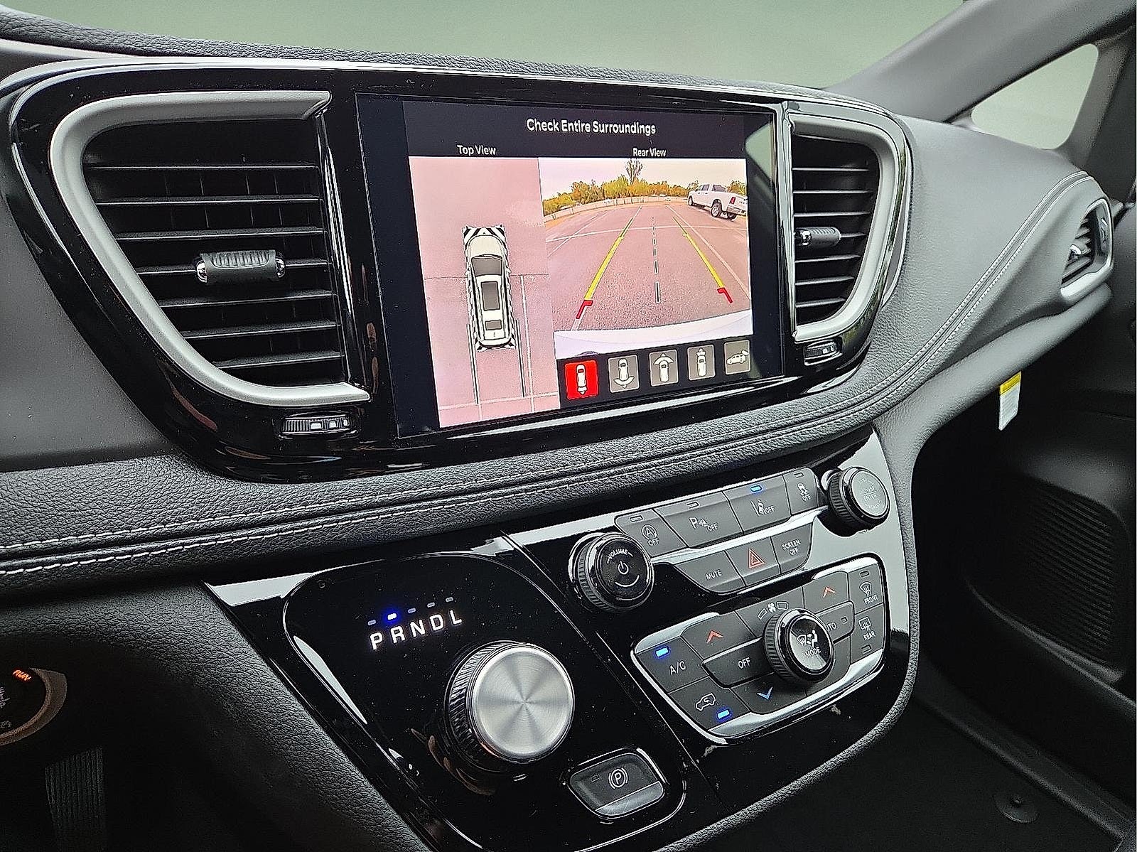 2026 Chrysler Pacifica PACIFICA SELECT