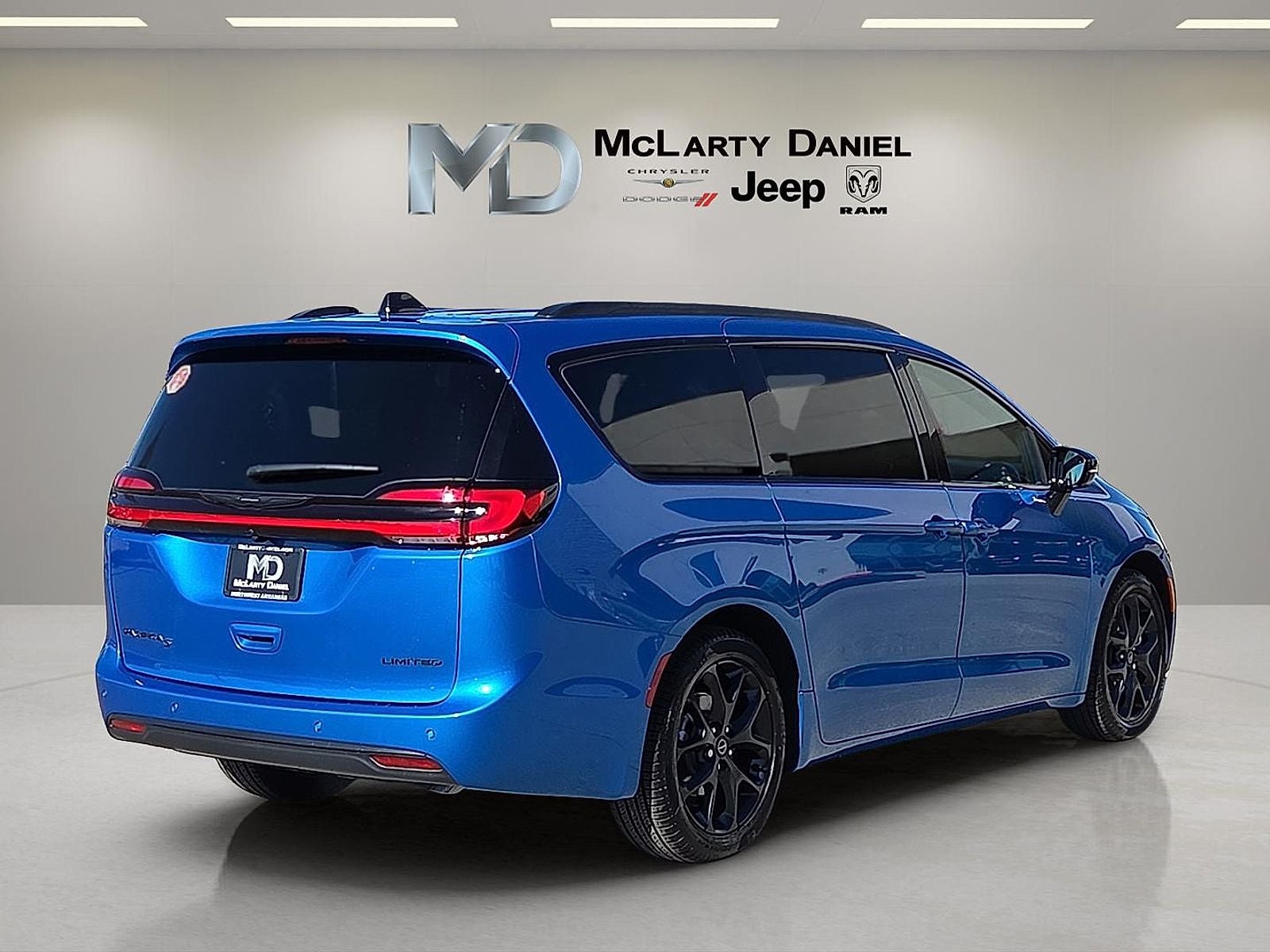 2026 Chrysler Pacifica PACIFICA LIMITED