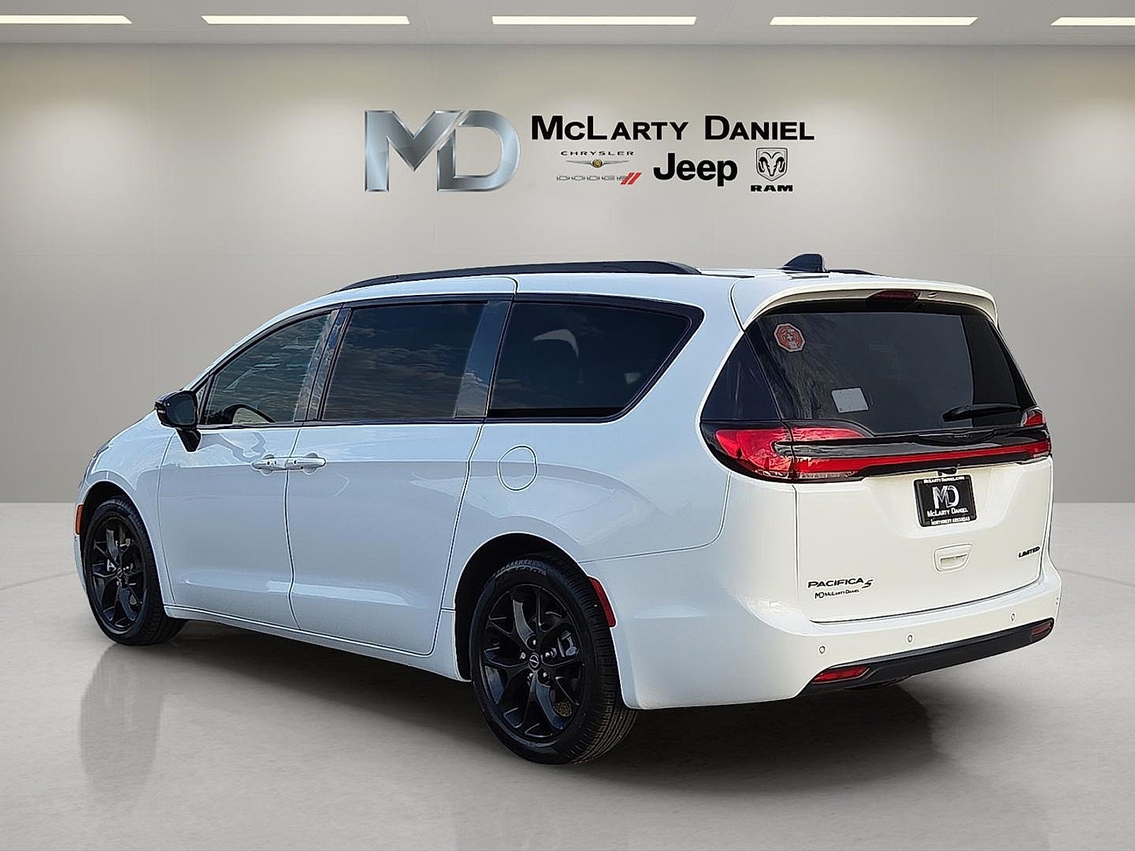 2026 Chrysler Pacifica PACIFICA LIMITED