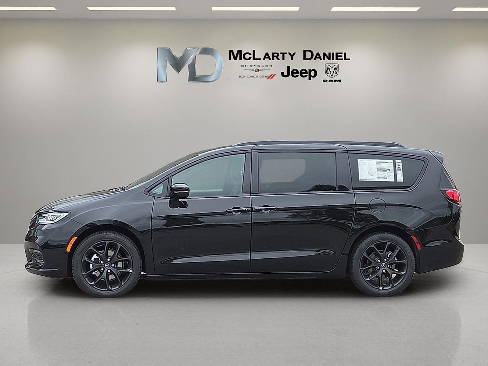 2026 Chrysler Pacifica PACIFICA LIMITED