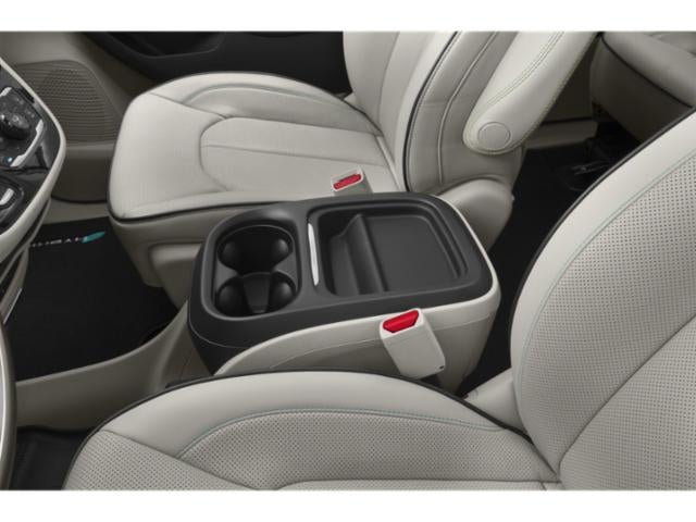 2017 Chrysler Pacifica Hybrid Platinum