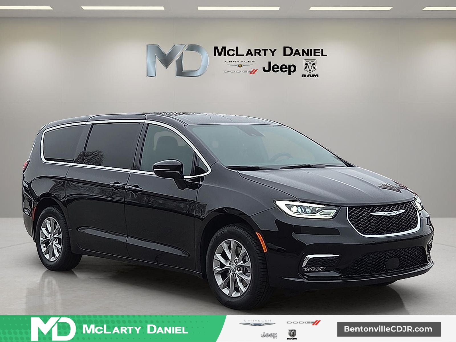 2026 Chrysler Pacifica PACIFICA SELECT AWD
