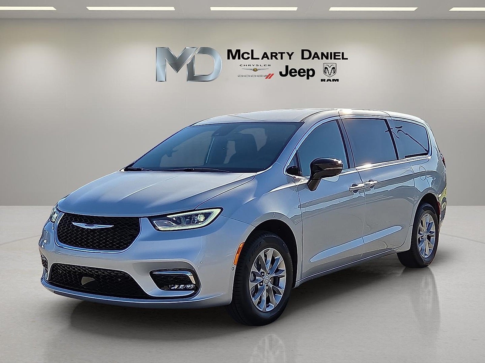 2026 Chrysler Pacifica PACIFICA SELECT AWD