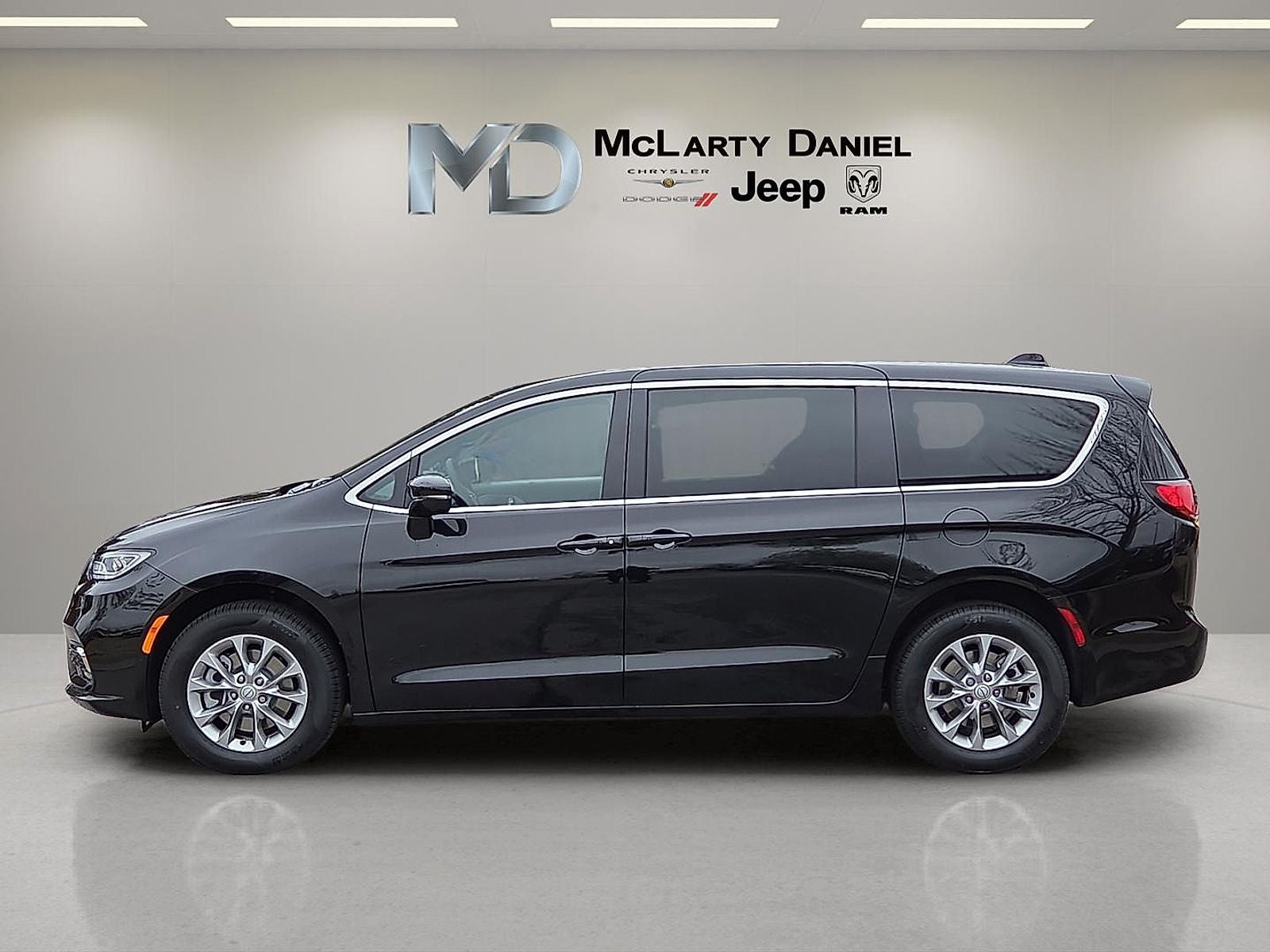 2026 Chrysler Pacifica PACIFICA LIMITED AWD