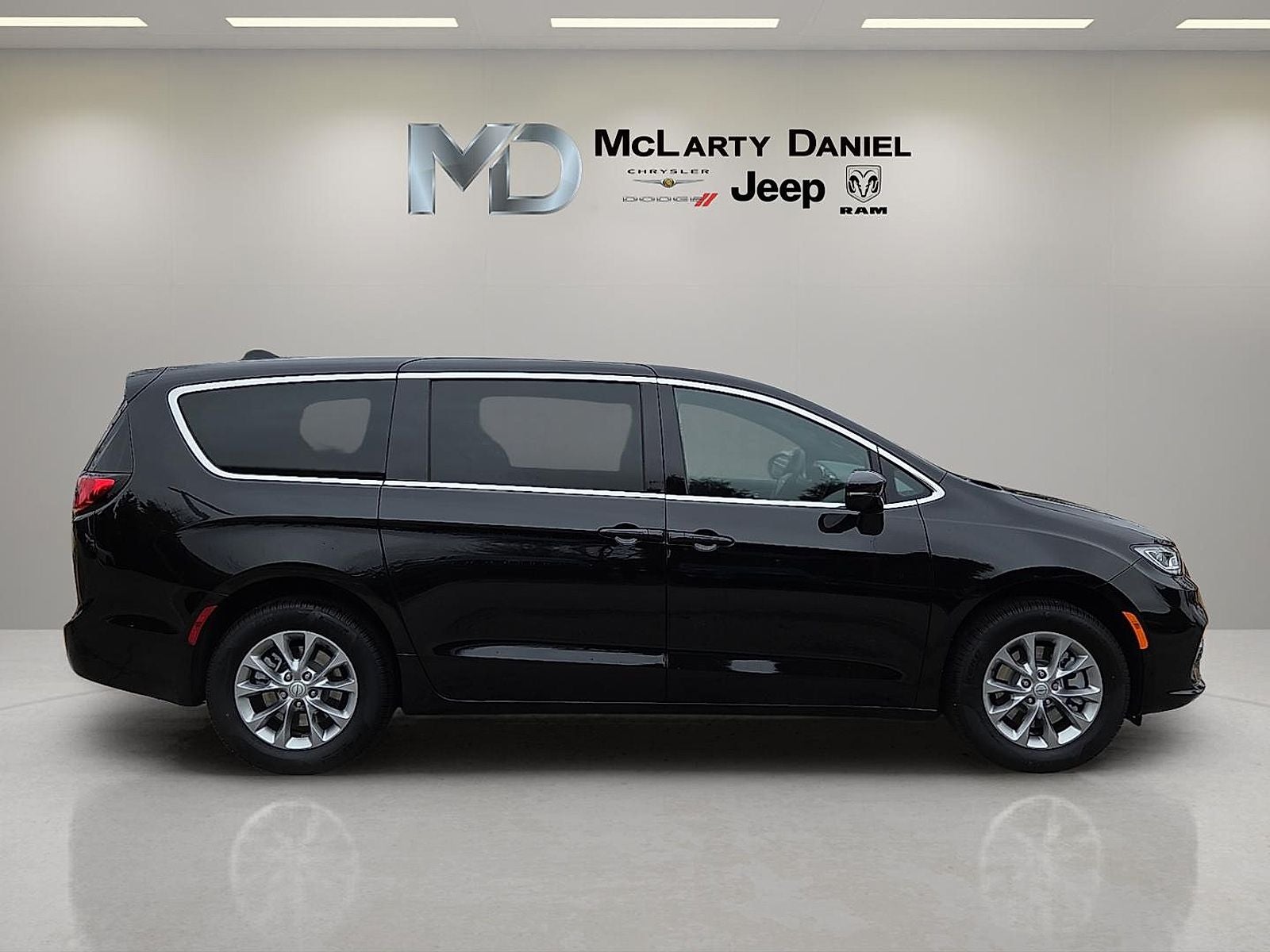 2026 Chrysler Pacifica PACIFICA LIMITED AWD