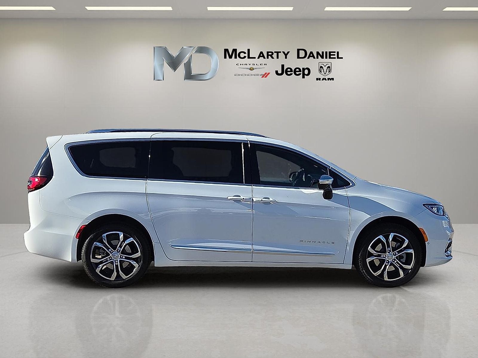 2026 Chrysler Pacifica PACIFICA PINNACLE AWD