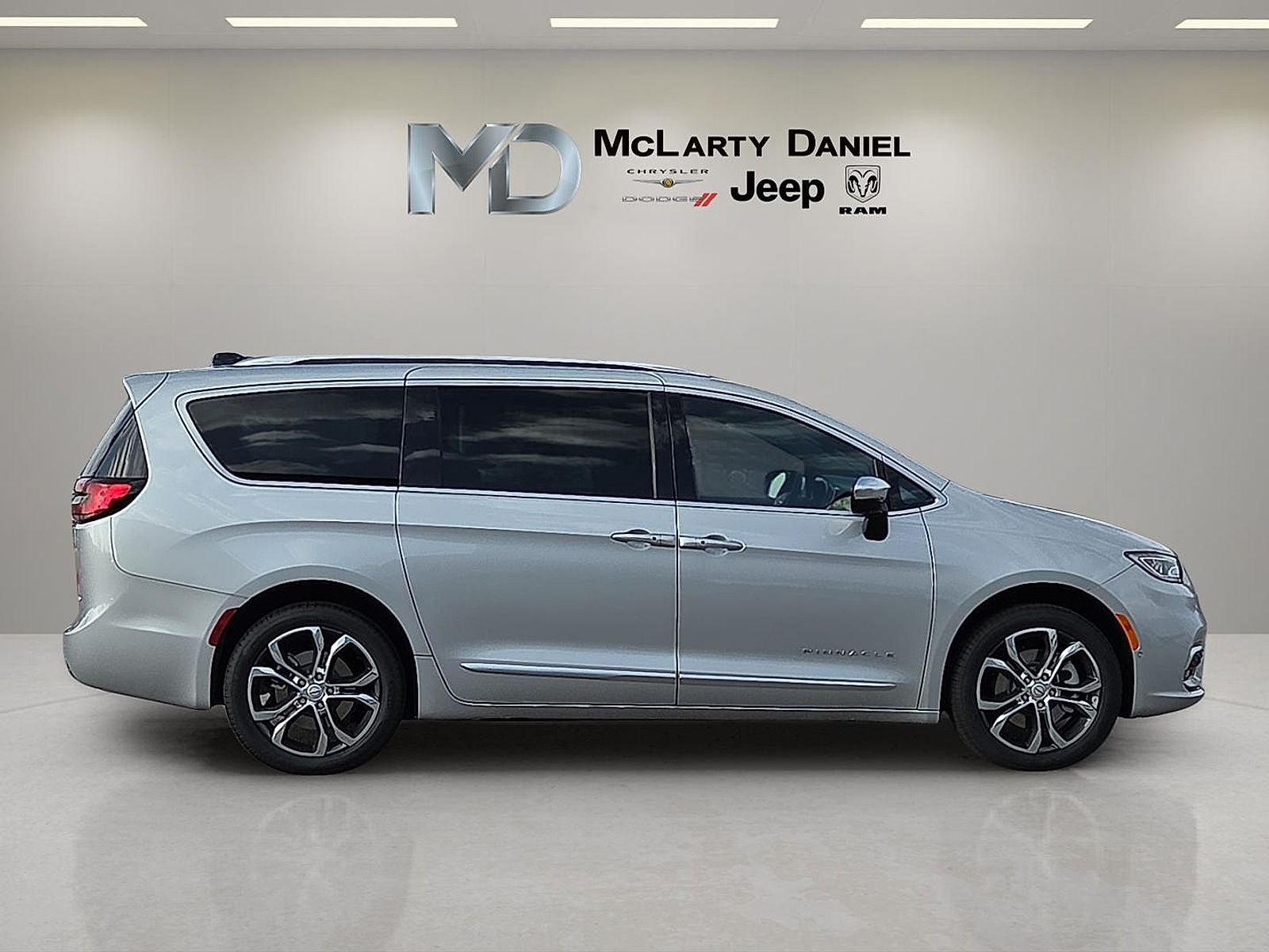 2026 Chrysler Pacifica PACIFICA PINNACLE AWD
