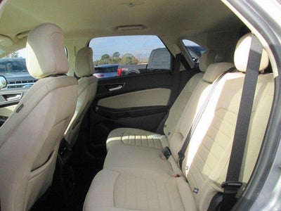 2020 Ford Edge SE