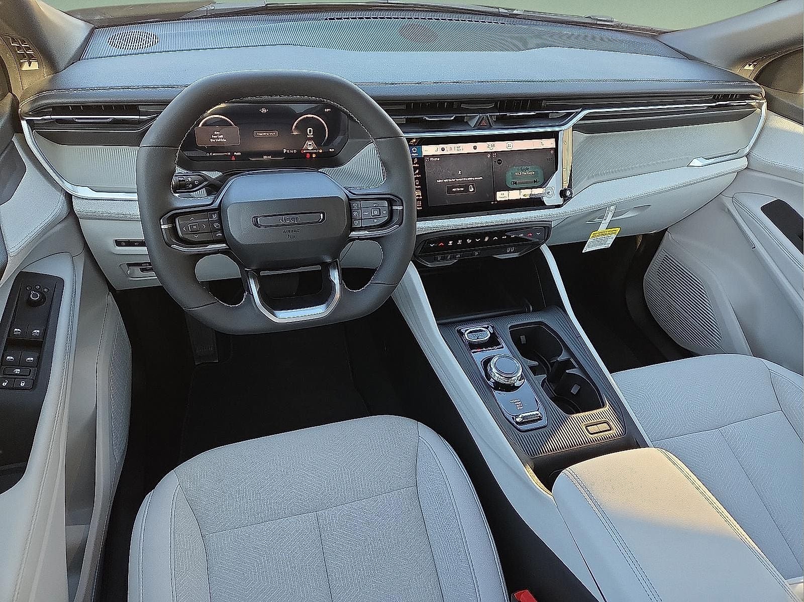 2026 Jeep Cherokee CHEROKEE LAREDO 4X4