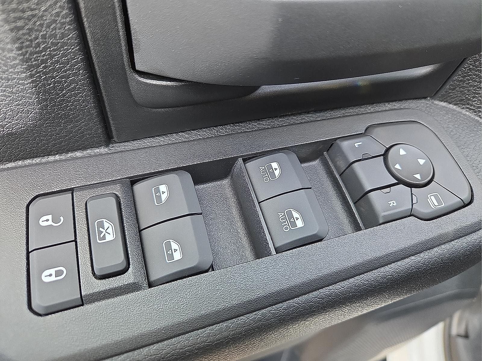 2026 RAM Ram 3500 RAM 3500 TRADESMAN CREW CAB 4X4 6'4' BOX