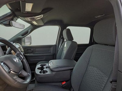 2026 RAM Ram 3500 RAM 3500 TRADESMAN CREW CAB 4X4 6'4' BOX