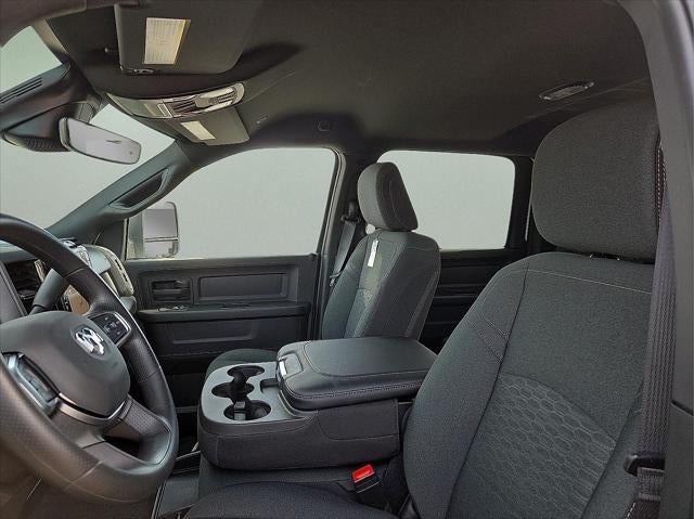 2026 RAM Ram 3500 RAM 3500 TRADESMAN CREW CAB 4X4 6'4' BOX