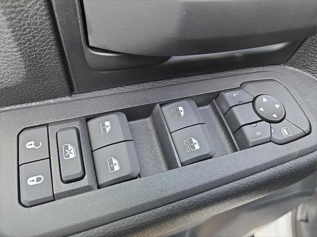 2026 RAM Ram 3500 RAM 3500 TRADESMAN CREW CAB 4X4 6'4' BOX