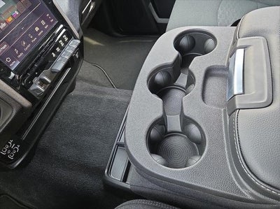 2026 RAM Ram 3500 RAM 3500 TRADESMAN CREW CAB 4X4 6'4' BOX