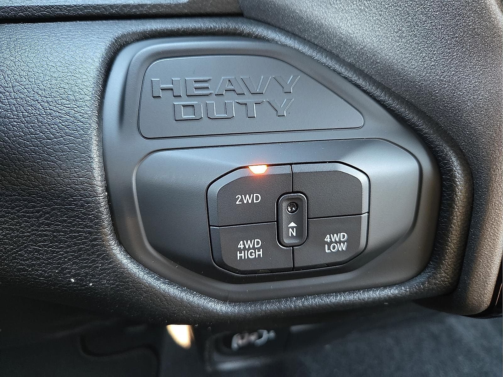 2026 RAM Ram 3500 RAM 3500 TRADESMAN CREW CAB 4X4 6'4' BOX