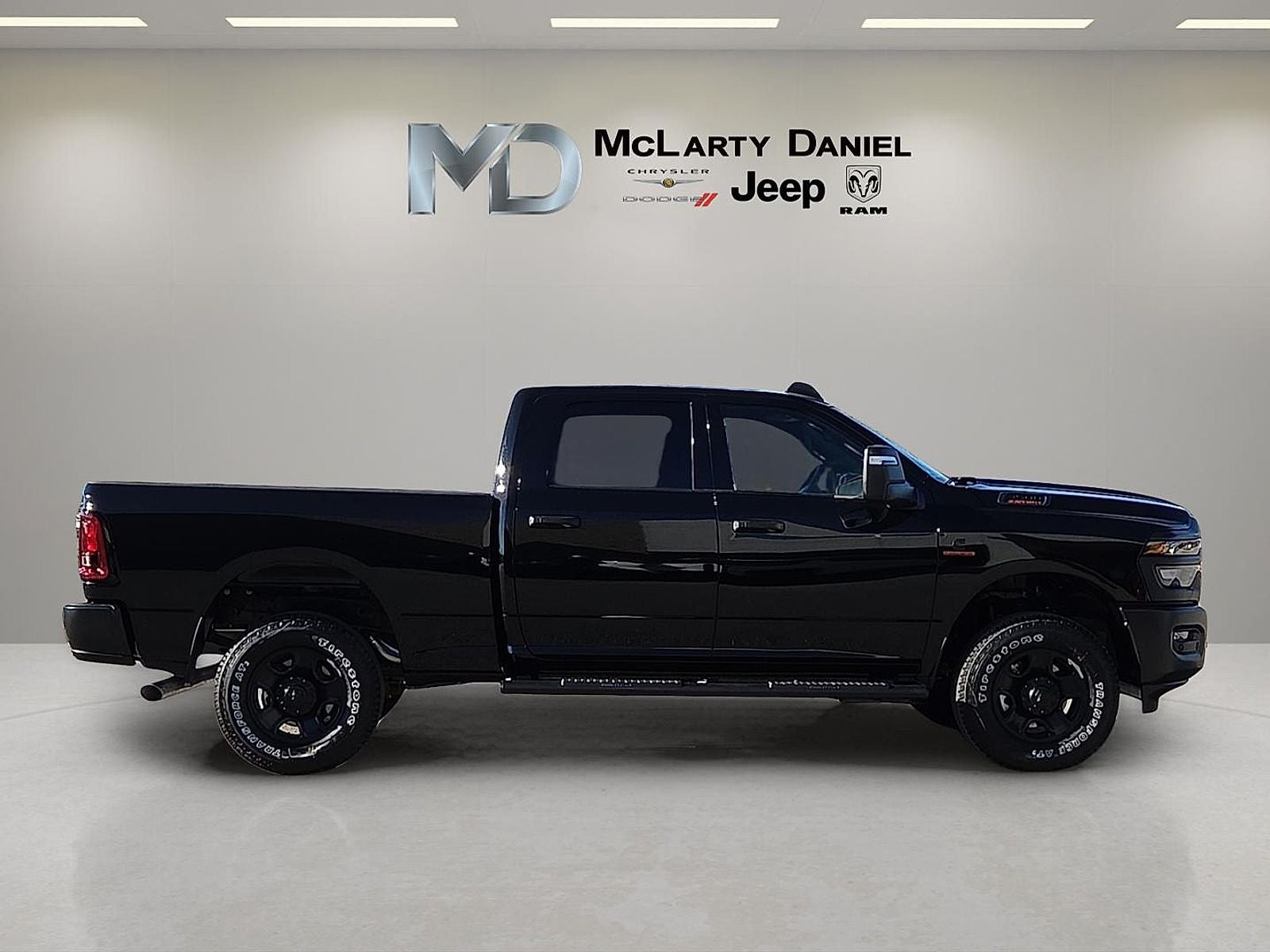 2026 RAM Ram 3500 RAM 3500 TRADESMAN CREW CAB 4X4 6'4' BOX