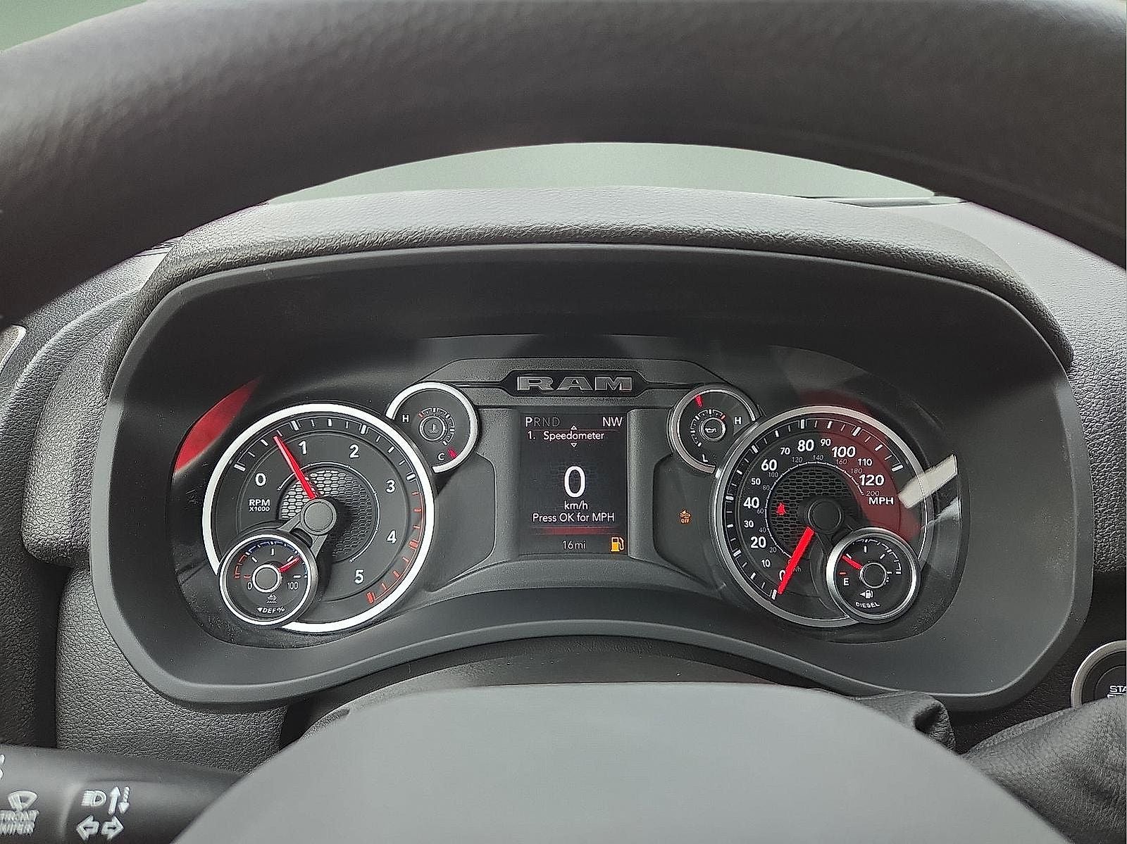 2026 RAM Ram 3500 RAM 3500 TRADESMAN CREW CAB 4X4 6'4' BOX