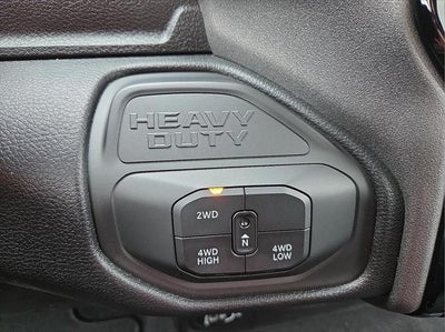 2026 RAM Ram 3500 RAM 3500 TRADESMAN CREW CAB 4X4 6'4' BOX