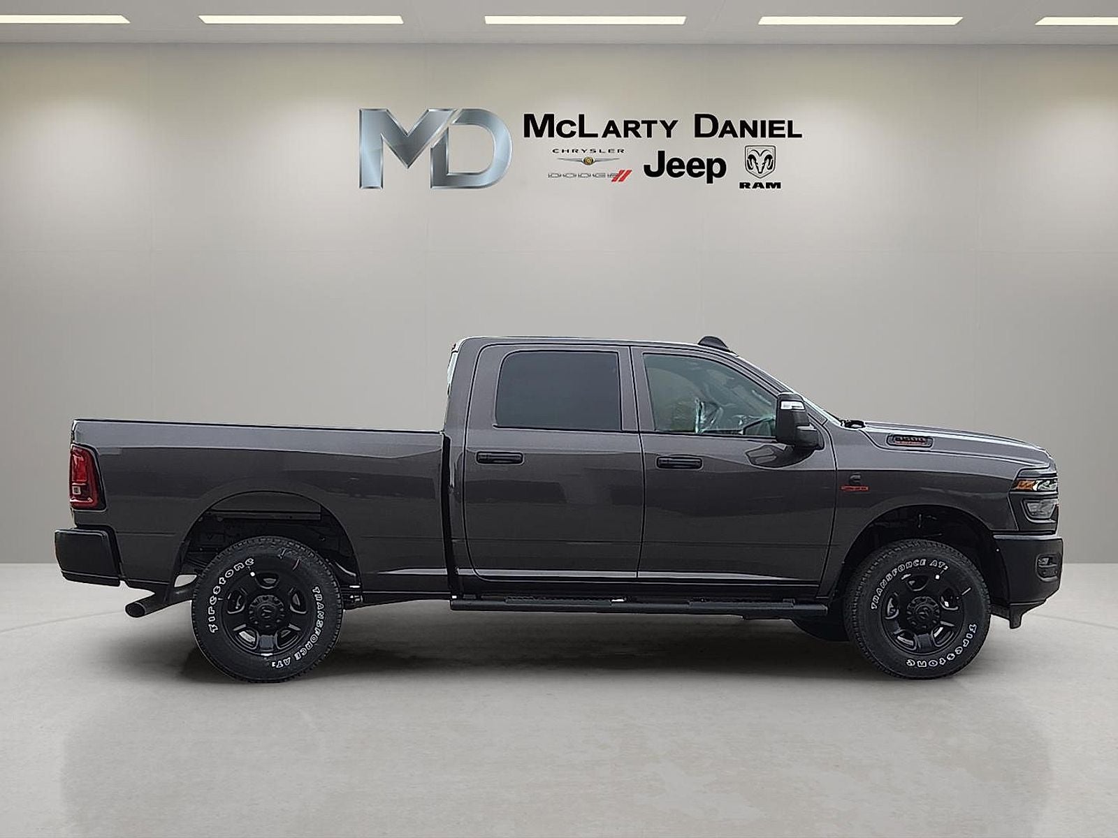 2026 RAM Ram 3500 RAM 3500 TRADESMAN CREW CAB 4X4 6'4' BOX