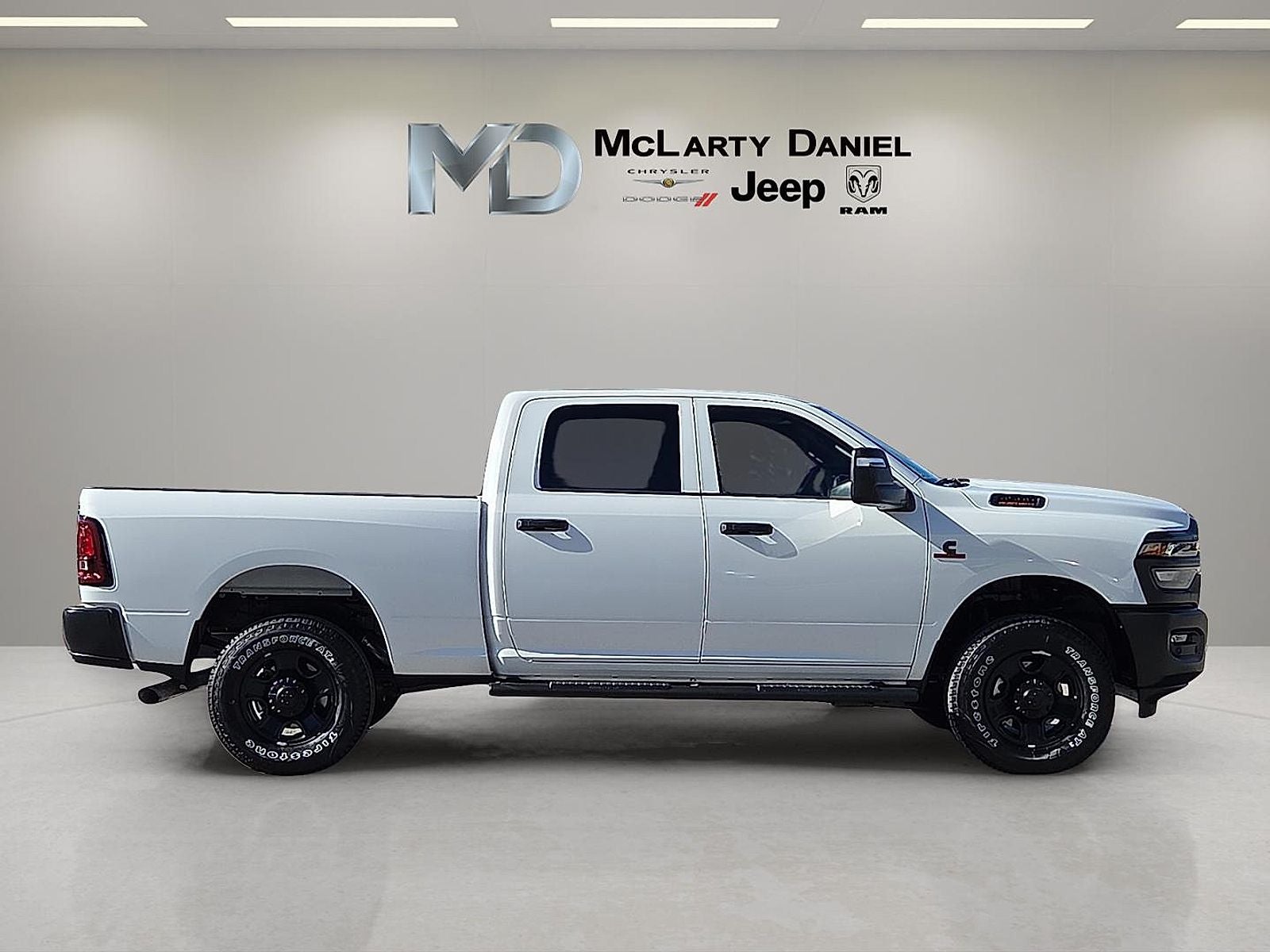 2026 RAM Ram 3500 RAM 3500 TRADESMAN CREW CAB 4X4 6'4' BOX