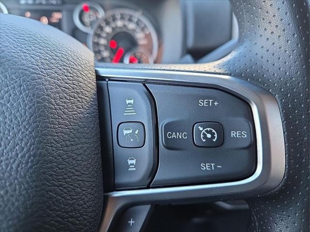 2026 RAM Ram 3500 RAM 3500 TRADESMAN CREW CAB 4X4 6'4' BOX