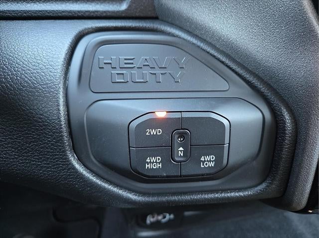 2026 RAM Ram 3500 RAM 3500 TRADESMAN CREW CAB 4X4 6'4' BOX