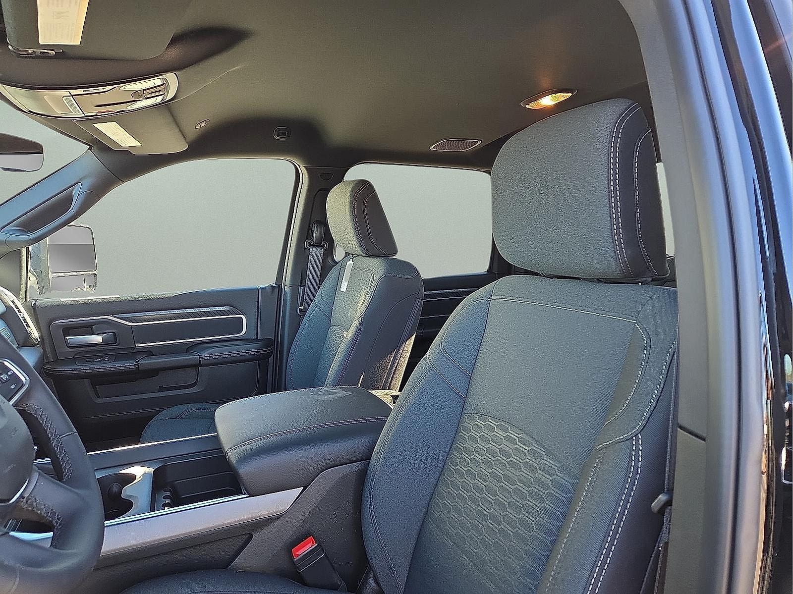 2026 RAM Ram 3500 RAM 3500 BIG HORN CREW CAB 4X4 6'4' BOX