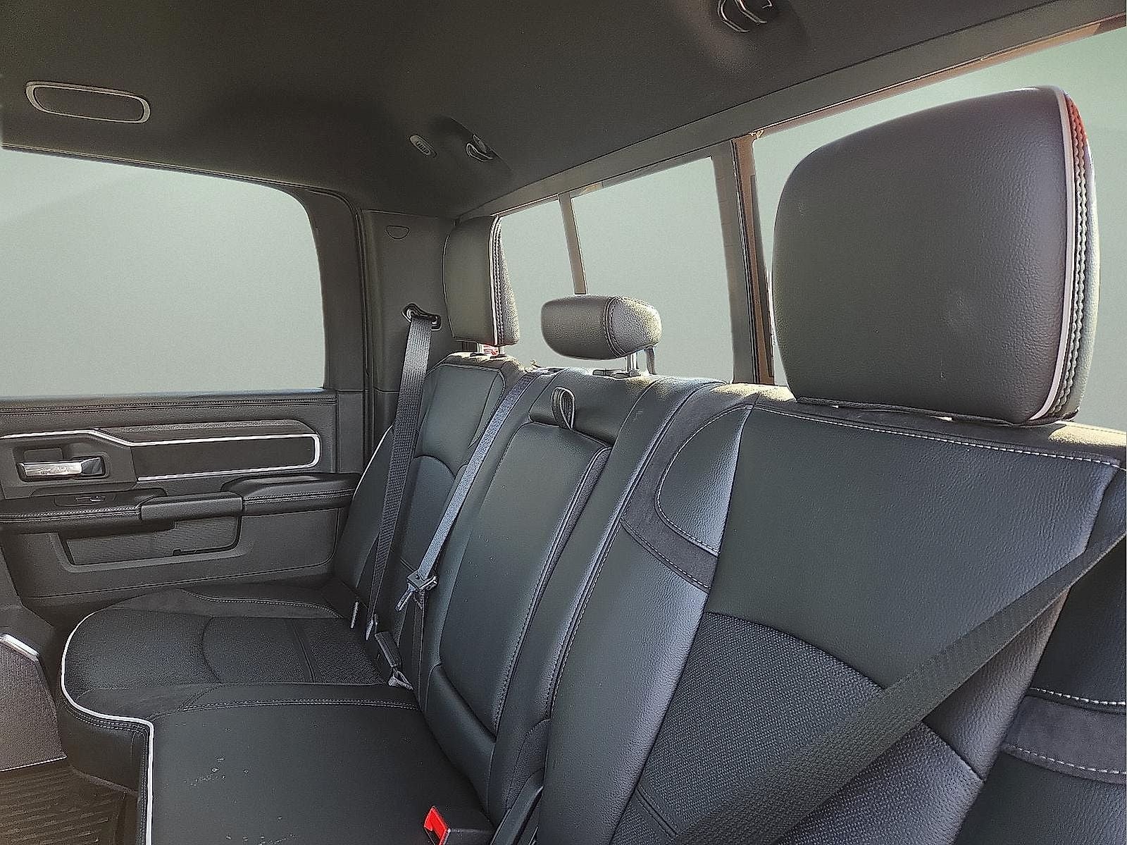 2026 RAM Ram 3500 RAM 3500 LARAMIE CREW CAB 4X4 6'4' BOX