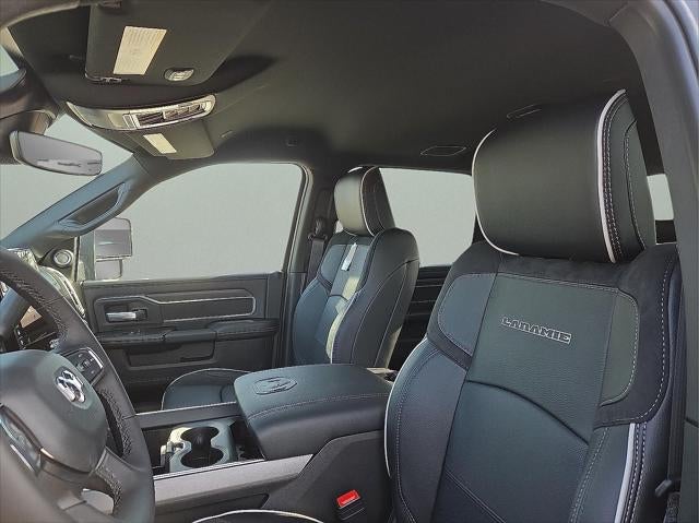 2026 RAM Ram 3500 RAM 3500 LARAMIE CREW CAB 4X4 6'4' BOX