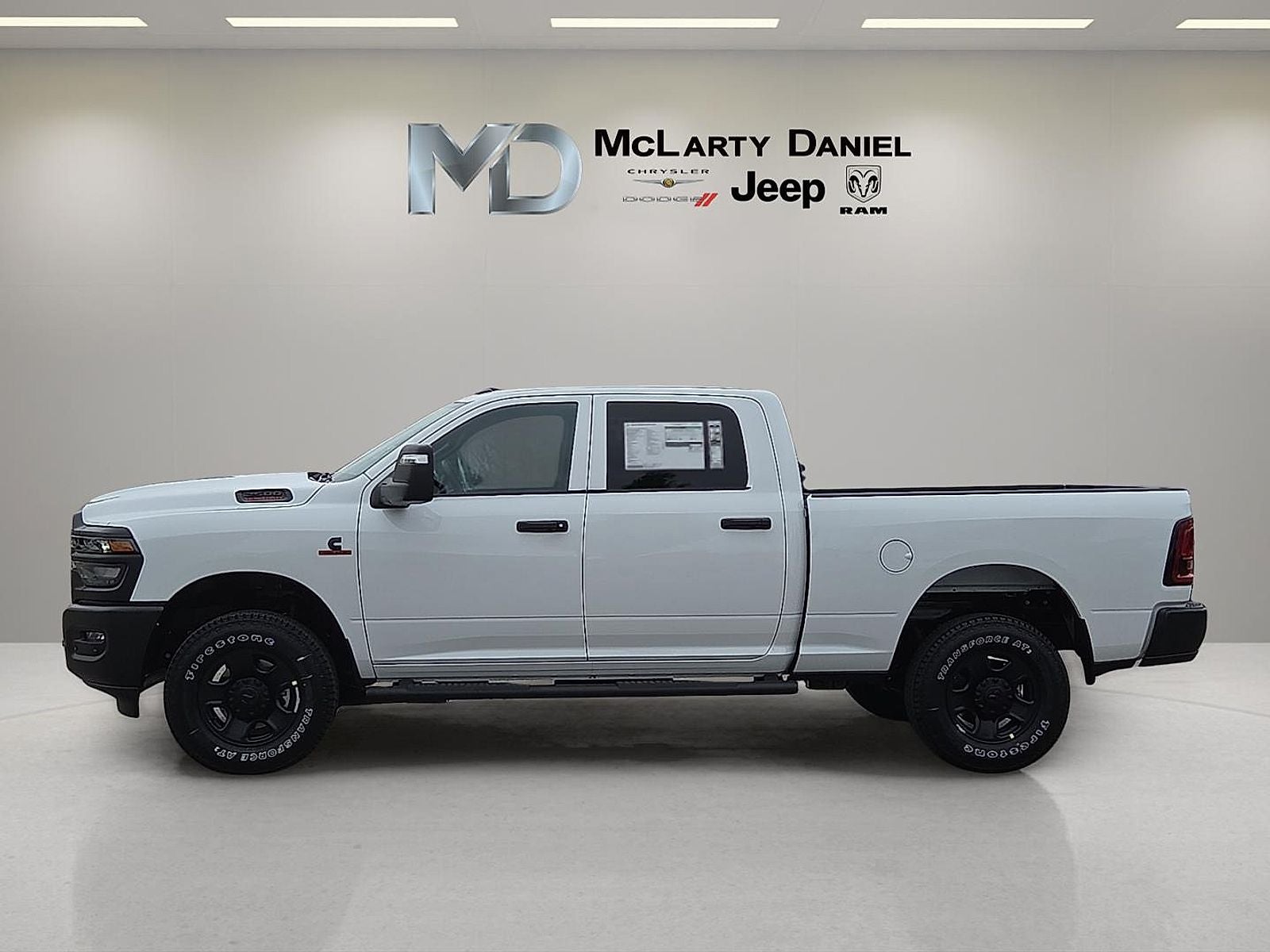 2026 RAM Ram 2500 RAM 2500 TRADESMAN CREW CAB 4X4 6'4' BOX
