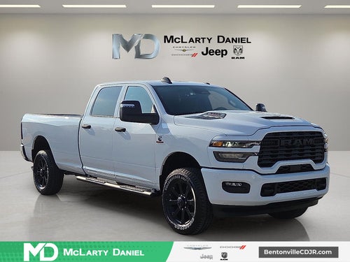 2026 RAM Ram 2500 RAM 2500 BLACK EXPRESS CREW CAB 4X4 8' BOX