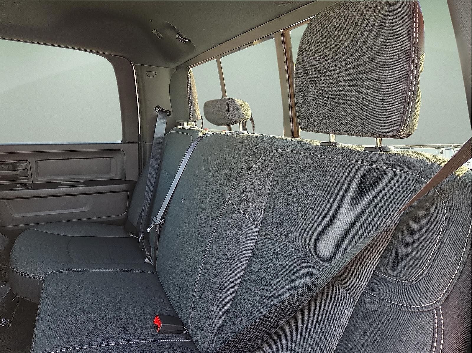 2026 RAM Ram 2500 RAM 2500 BLACK EXPRESS CREW CAB 4X4 8' BOX