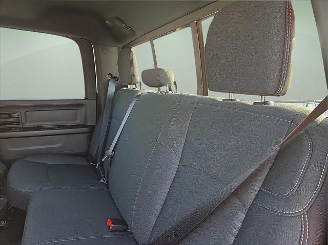 2026 RAM Ram 2500 RAM 2500 BLACK EXPRESS CREW CAB 4X4 8' BOX