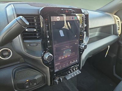 2026 RAM Ram 2500 RAM 2500 BLACK EXPRESS CREW CAB 4X4 8' BOX