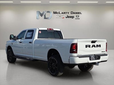 2026 RAM Ram 2500 RAM 2500 BLACK EXPRESS CREW CAB 4X4 8' BOX