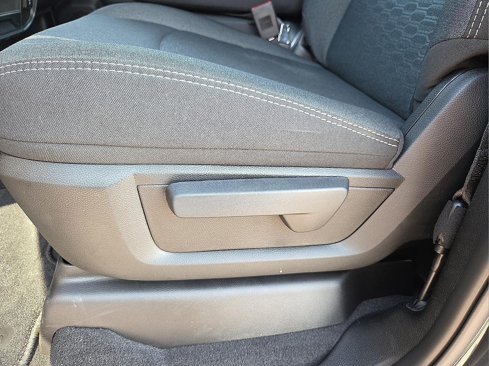 2026 RAM Ram 2500 RAM 2500 BLACK EXPRESS CREW CAB 4X4 8' BOX