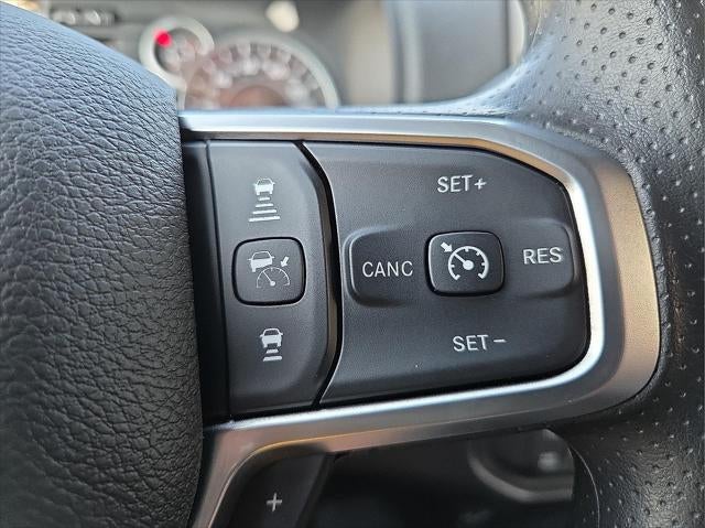 2026 RAM Ram 2500 RAM 2500 BLACK EXPRESS CREW CAB 4X4 8' BOX