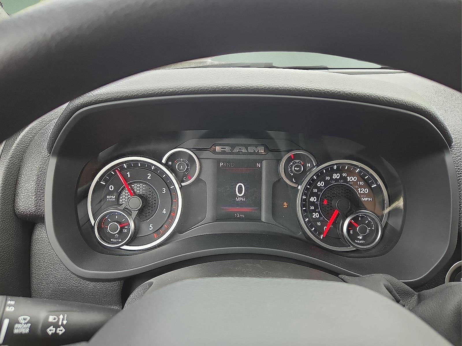 2026 RAM Ram 2500 RAM 2500 BLACK EXPRESS CREW CAB 4X4 8' BOX