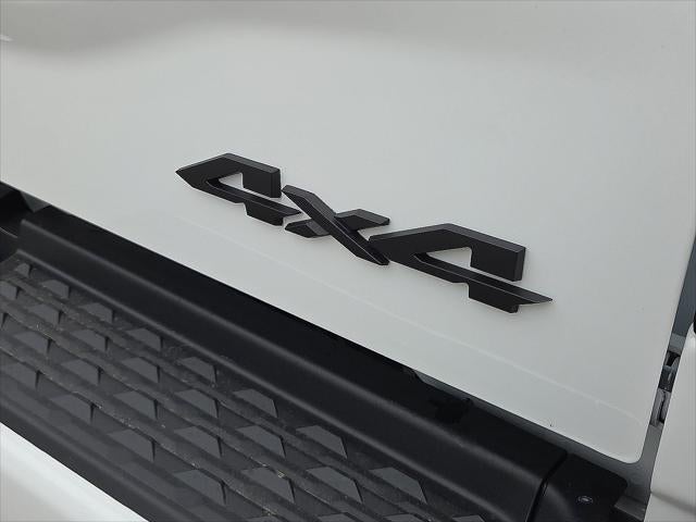 2026 RAM Ram 2500 RAM 2500 BLACK EXPRESS CREW CAB 4X4 8' BOX