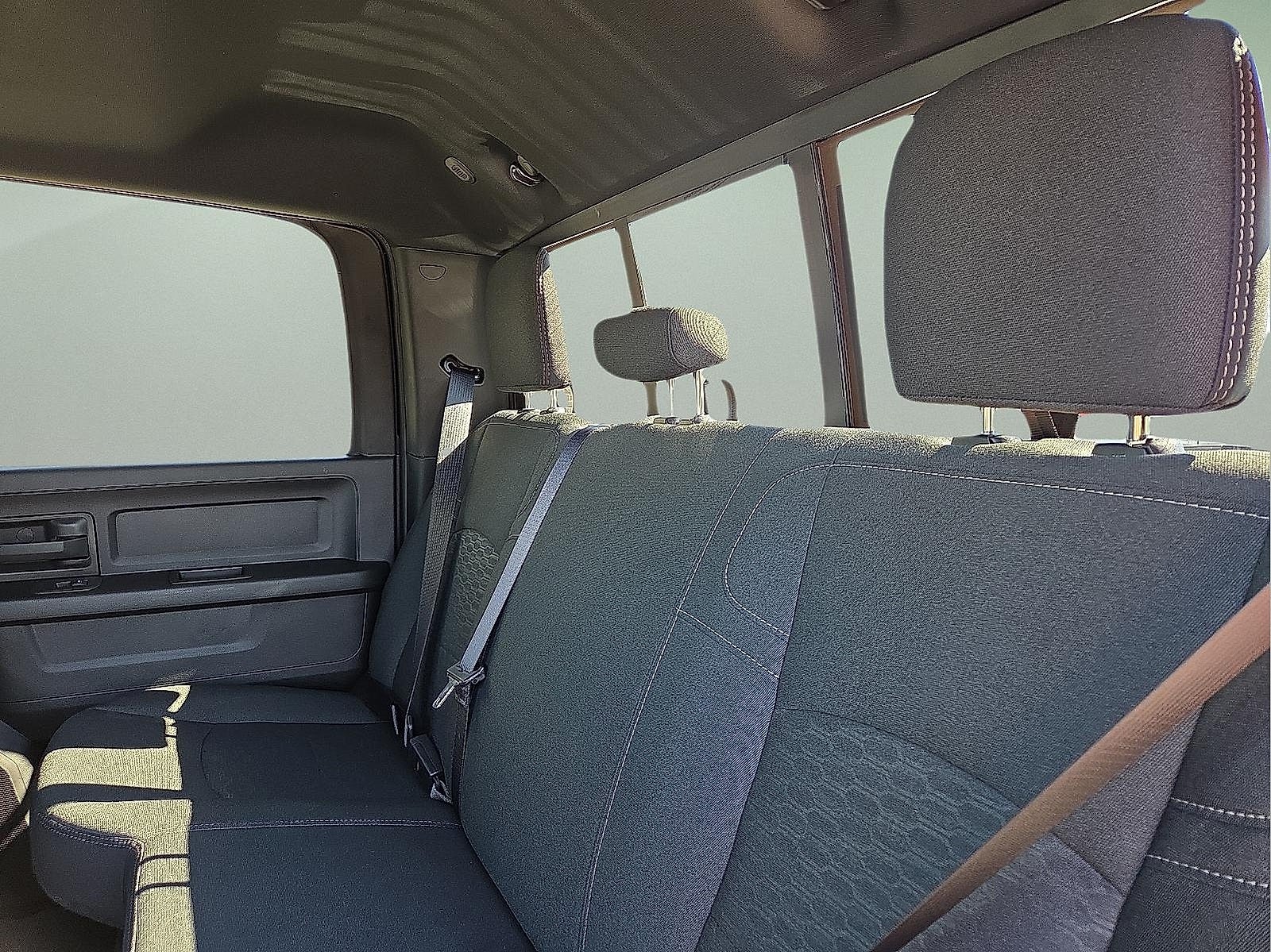 2026 RAM Ram 2500 RAM 2500 BLACK EXPRESS CREW CAB 4X4 8' BOX