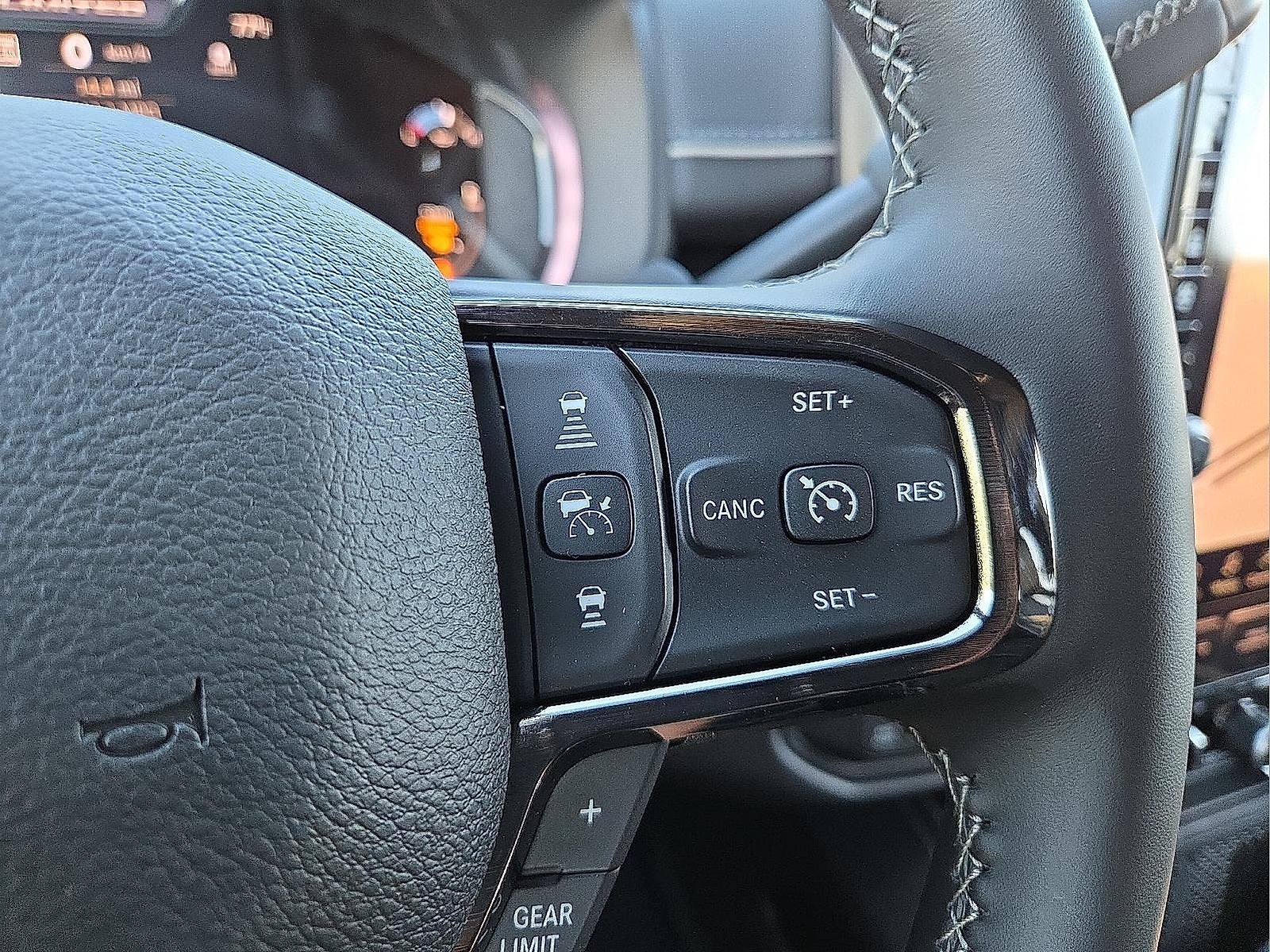 2026 RAM Ram 2500 RAM 2500 LIMITED MEGA CAB 4X4 6'4' BOX